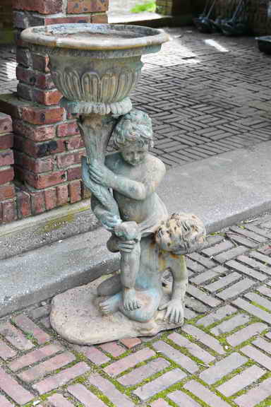 Gardens-Sculptures-IPE-LloydHarbor-5-10-19-7970-DDeRosaPhoto