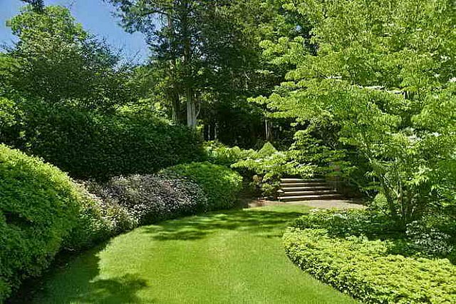 FortHillDrive31 LloydNeck gardens 72dpi 012