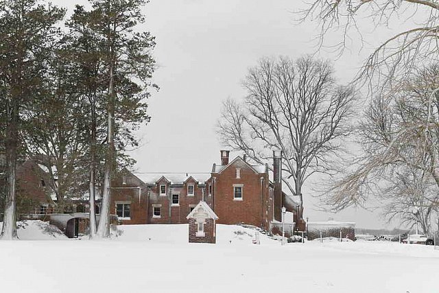 31 Fort Hill-12-17-2020-Snowstorm--0133-DDeRosaPhoto