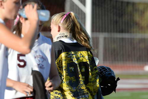 Kelsey-Hockey-9-26-13-4622-DDeRosaPhoto