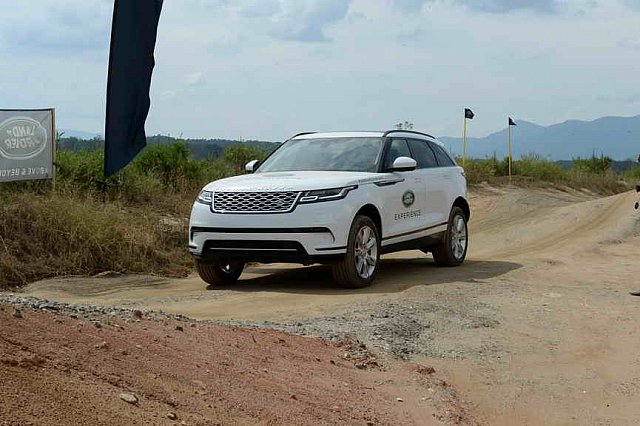 LandRover-WEG-9-23-18-2360-DDeRosaPhoto