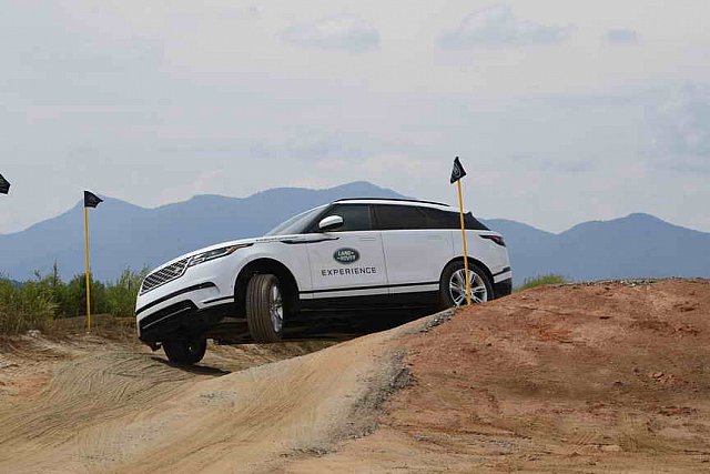 LandRover-WEG-9-23-18-NGN 9358-DDeRosaPhoto