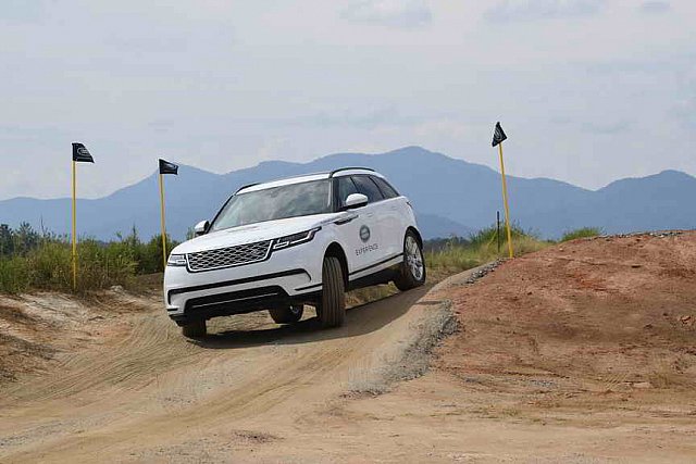 LandRover-WEG-9-23-18-NGN 9383-DDeRosaPhoto