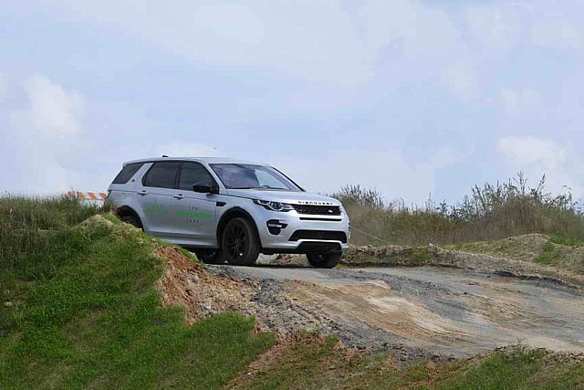 LandRover-WEG-9-23-18-NGN 9445-DDeRosaPhoto