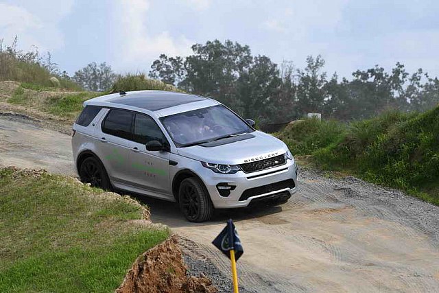 LandRover-WEG-9-23-18-NGN 9464-DDeRosaPhoto