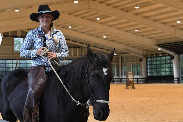 MUSTANG-10-11-21-5541-DDeRosaPhoto