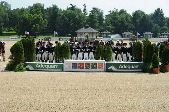 NAJYRC-7-27-11-1311-YR-BR-Reg8-Sil-CANBCQC-GldReg5-DDeRosaPhoto.JPG
