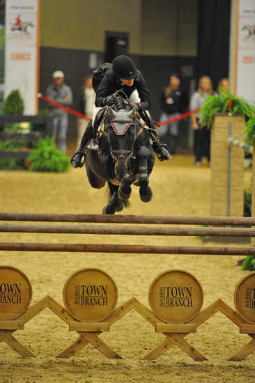 NHS-11-5-11-GrandPrix-3301-SarahTredennick-Vigaro-DDeRosaPhoto