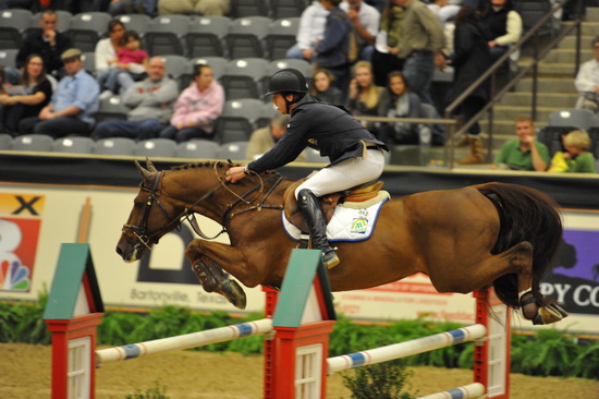 NHS-11-5-11-GrandPrix-3469-HarrieSmolders-ExquisOliverQ-DDeRosaPhotoHa