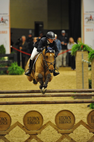 NHS-11-5-11-GrandPrix-3659-ChristineMcCrea-Avenir-DDeRosaPhoto