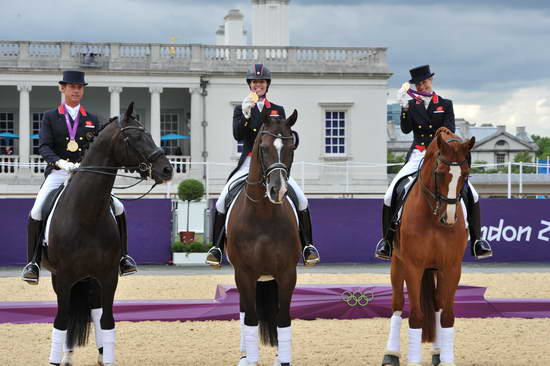 Gold-CarlHester-CharlotteDujardin-LauraBechtolsheimer-Olympics-8-7-12-DRE-GPS-D2X-6478-DDeRosaPhoto