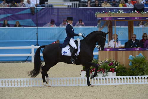 Olympics-8-7-12-DRE-GPS-1727-MikaelaLindh-MasGuapo-FIN-DDeRosaPhoto