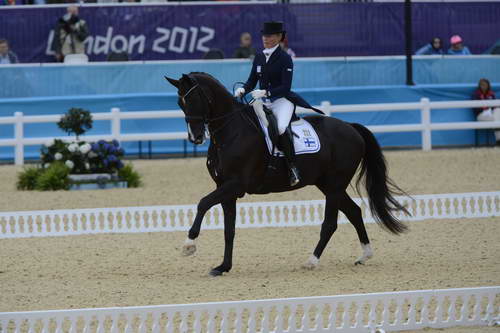 Olympics-8-7-12-DRE-GPS-1759-MikaelaLindh-MasGuapo-FIN-DDeRosaPhoto