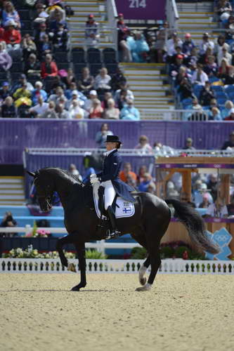 Olympics-DRE-GP2-8-2-12-0801-MikaelaLindh-MasGuapo-FIN-DDeRosaPhoto