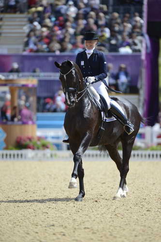 Olympics-DRE-GP2-8-2-12-0830-MikaelaLindh-MasGuapo-FIN-DDeRosaPhoto