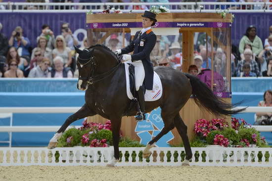 Olympics-DRE-GP2-8-2-12-0268-AnkyvanGrunsven-Salinero-NED-DDeRosaPhoto