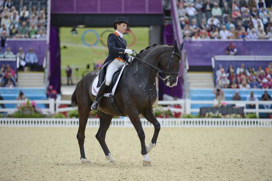 Olympics-DRE-GP2-8-2-12-0345-AnkyvanGrunsven-Salinero-NED-DDeRosaPhoto