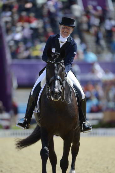 Olympics-DRE-GP2-8-2-12-0845-MikaelaLindh-MasGuapo-FIN-DDeRosaPhoto