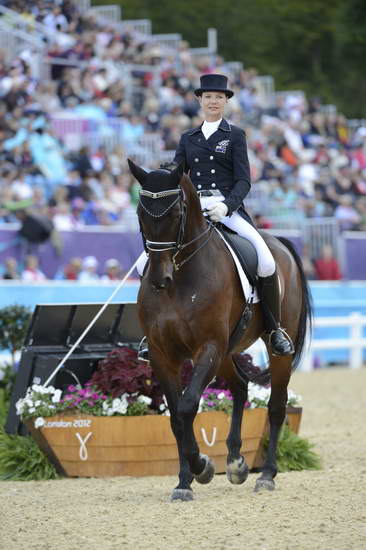 Olympics-DRE-GP2-8-2-12-1009-LouisaHill-Antonello-NZL-DDeRosaPhoto