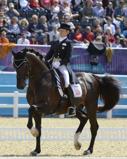 Olympics-DRE-GP-8-3-12-1798-TinaKonyot-Calecto-USA-DDeRosaPhoto