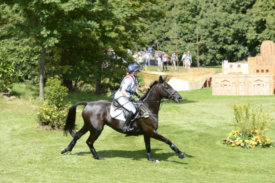 Olympics-EV-XC-7-30-12-4363-NicolaWilson-OppositionBuzz-GBR-DDeRosaPhoto