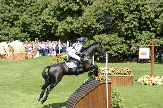 Olympics-EV-XC-7-30-12-4372-NicolaWilson-OppositionBuzz-GBR-DDeRosaPhoto