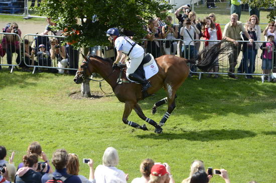 Olympics-EV-XC-7-30-12-5353-ZaraPhillips-HighKingdom-GBR-DDeRosaPhoto