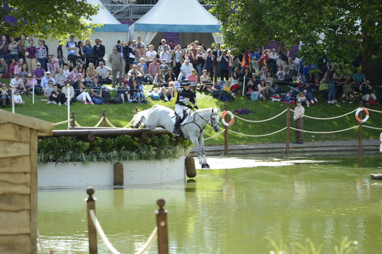 Olympics-EV-XC-7-30-12-5410-CarolinePowell-Lenamore-NZL-DDeRosaPhoto