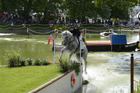 Olympics-EV-XC-7-30-12-5430-CarolinePowell-Lenamore-NZL-DDeRosaPhoto