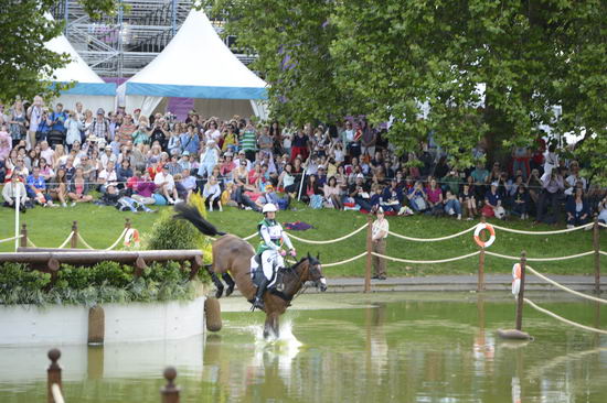 Olympics-EV-XC-7-30-12-5611-LucindaFredericks-FlyingFinish-AUS-DDeRosaPhoto