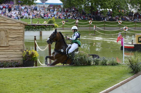 Olympics-EV-XC-7-30-12-5635-LucindaFredericks-FlyingFinish-AUS-DDeRosaPhoto