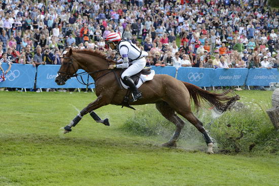 Olympics-EV-XC-7-30-12-6465-YoshiakiOiwa-NoondayDeConde-JPN-DDeRosaPhoto