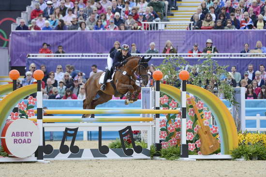 Olympics-EV-SJ-7-31-12-7564-SandraAuffarth-OpgunLouvo-GER-DDeRosaPhoto