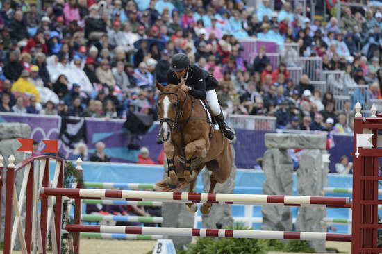 Olympics-EV-SJ-7-31-12-8477-AndrewNicholson-Nereo-NZL-DDeRosaPhoto