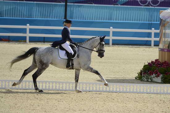 Olympics-EV-DRE-7-29-12-2968-SaraAlgotssonOstholt-Wega-SWE-DDeRosaPhoto