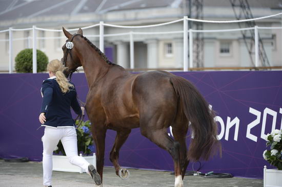 Olympics-EVJg-7-27-12-0532-ElainePen-Vira-NED-DDeRosaPhoto