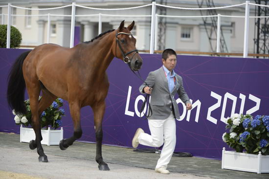 Olympics-EVJg-7-27-12-0554-KenkiSato-Chippieh-JPN-DDeRosaPhoto