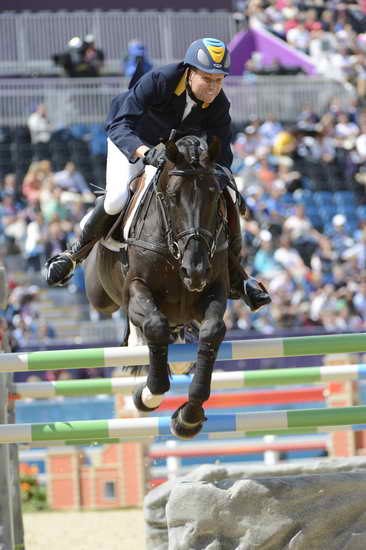 Olympics-SJ-Ind-8-4-12-5429-BjornNagel-NiackDeLAbbaye-UKR-DDeRosaPhoto