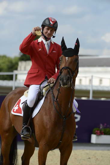 Gold-SteveGuerdat-NinoDesBuissonnets-Olympics-8-8-12-SJ-Ind-Medals-6720-DDeRosaPhoto