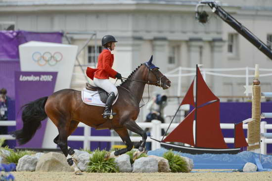 Olympics-SJ-Ind-8-4-12-6690-BeezieMadden-ViaVolo-USA-DDeRosaPhoto