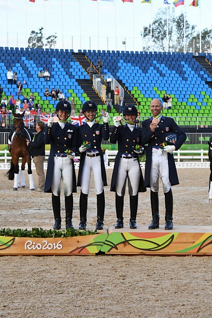 Olympics-DRE-TM-Awards-8-12-16-7363-DDeRosaPhoto