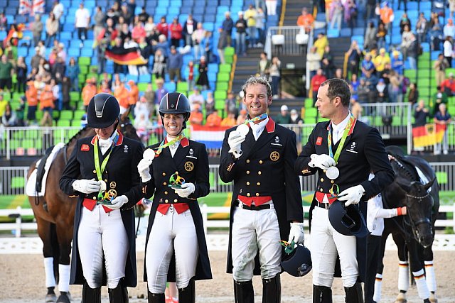 Olympics-DRE-TM-Awards-8-12-16-7411-DDeRosaPhoto