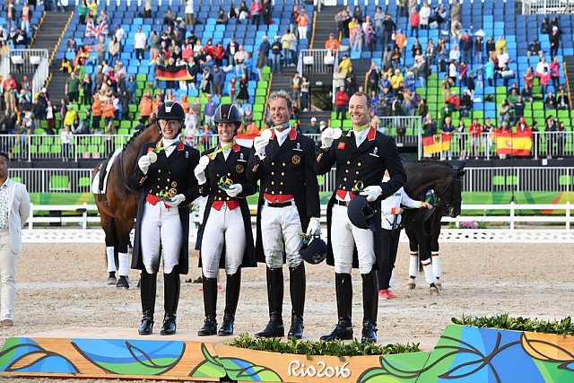 Olympics-DRE-TM-Awards-8-12-16-7419-DDeRosaPhoto