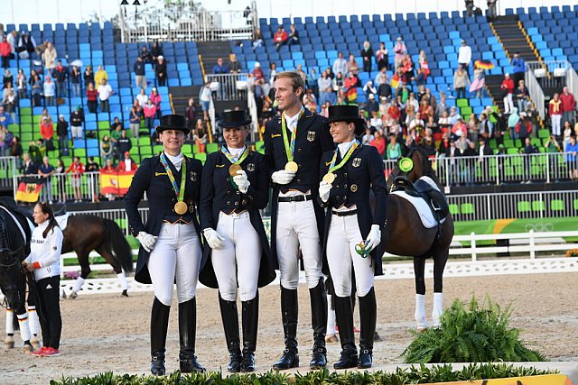 Olympics-DRE-TM-Awards-8-12-16-7547-DDeRosaPhoto