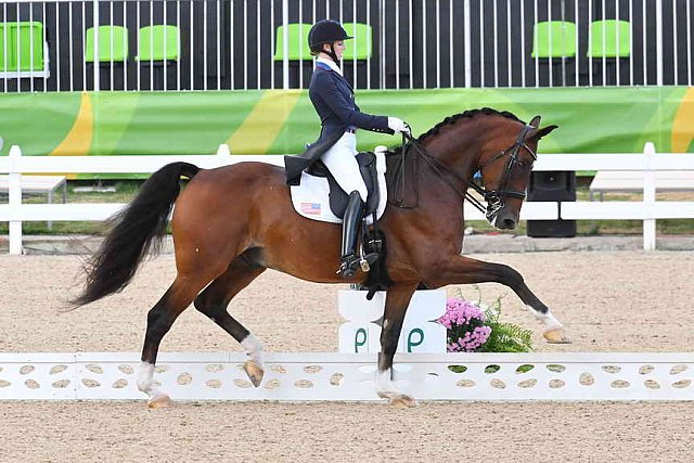 Olympics-DRE-GPS-8-12-16-3102-LauraGraves-Verdades-USA-DDeRosaPhoto