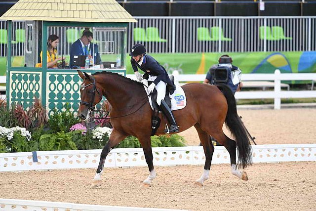 Olympics-DRE-GPS-8-12-16-3152-LauraGraves-Verdades-USA-DDeRosaPhoto