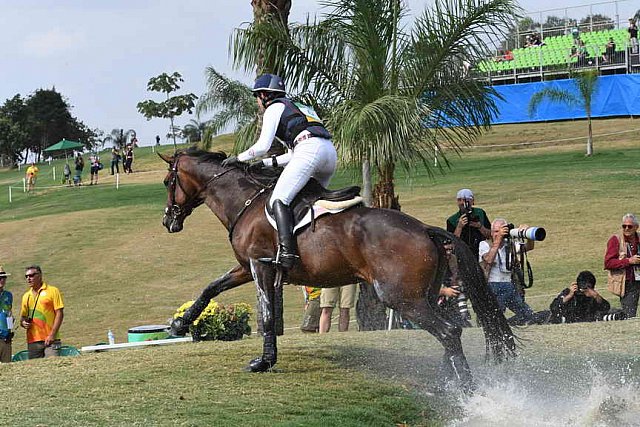 Olympics-RIO-EV-XC-8-8-16-4211-LaurenKieffer-Veronica-USA-DDeRosaPhoto