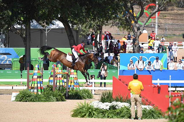 Olympics-RIO-SJ-2ndQual-Rnd1TM-8-16-16-4109-McLainWard-Azur-USA-DDeRosaPhoto