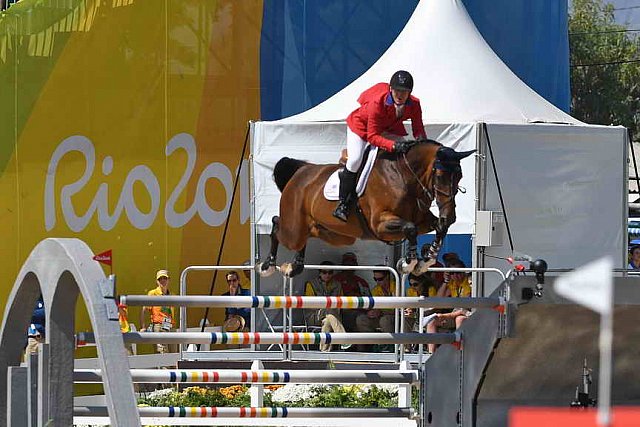 Olympics-RIO-SJ-3rdQual-RND2TM-7539-McLainWard-Azur-USA-DDeRosaPhoto
