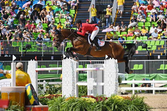 Olympics-RIO-SJ-3rdQual-RND2TM-7562-McLainWard-Azur-USA-DDeRosaPhoto - Copy